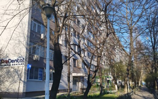 Apartament 3 camere cf.1 piata Moghioros